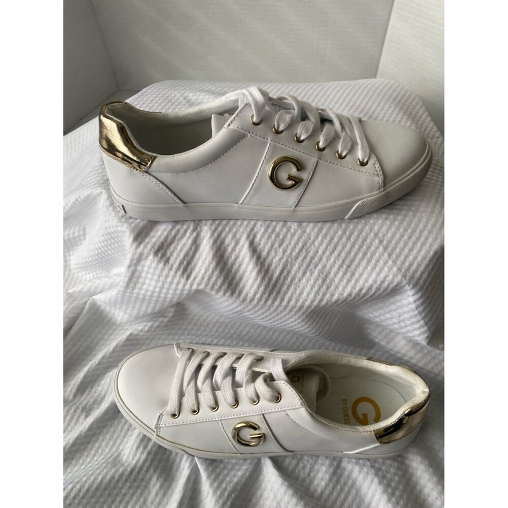 G by Guess White Sneakers with Gold Heel Accent Super Cute Women’s Size 11M NWOT - Picture 7 of 9
